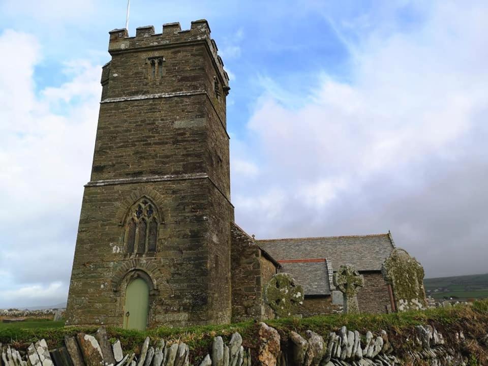 Dolphins Backpackers Albergue Tintagel Exterior foto